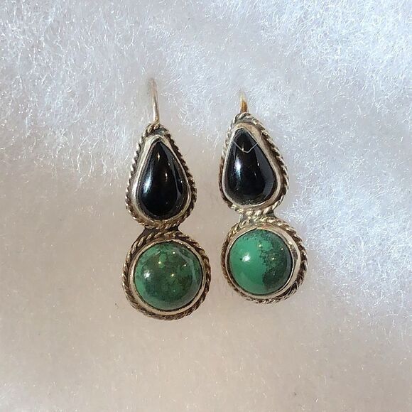 TAXCO Sterling Silver Black Onyx & Green Agate Drop Earrings - Picture 6 of 7